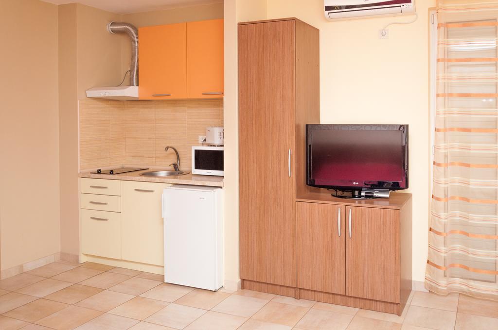 Apartments Lila Aurea Petrovac na moru Zimmer foto